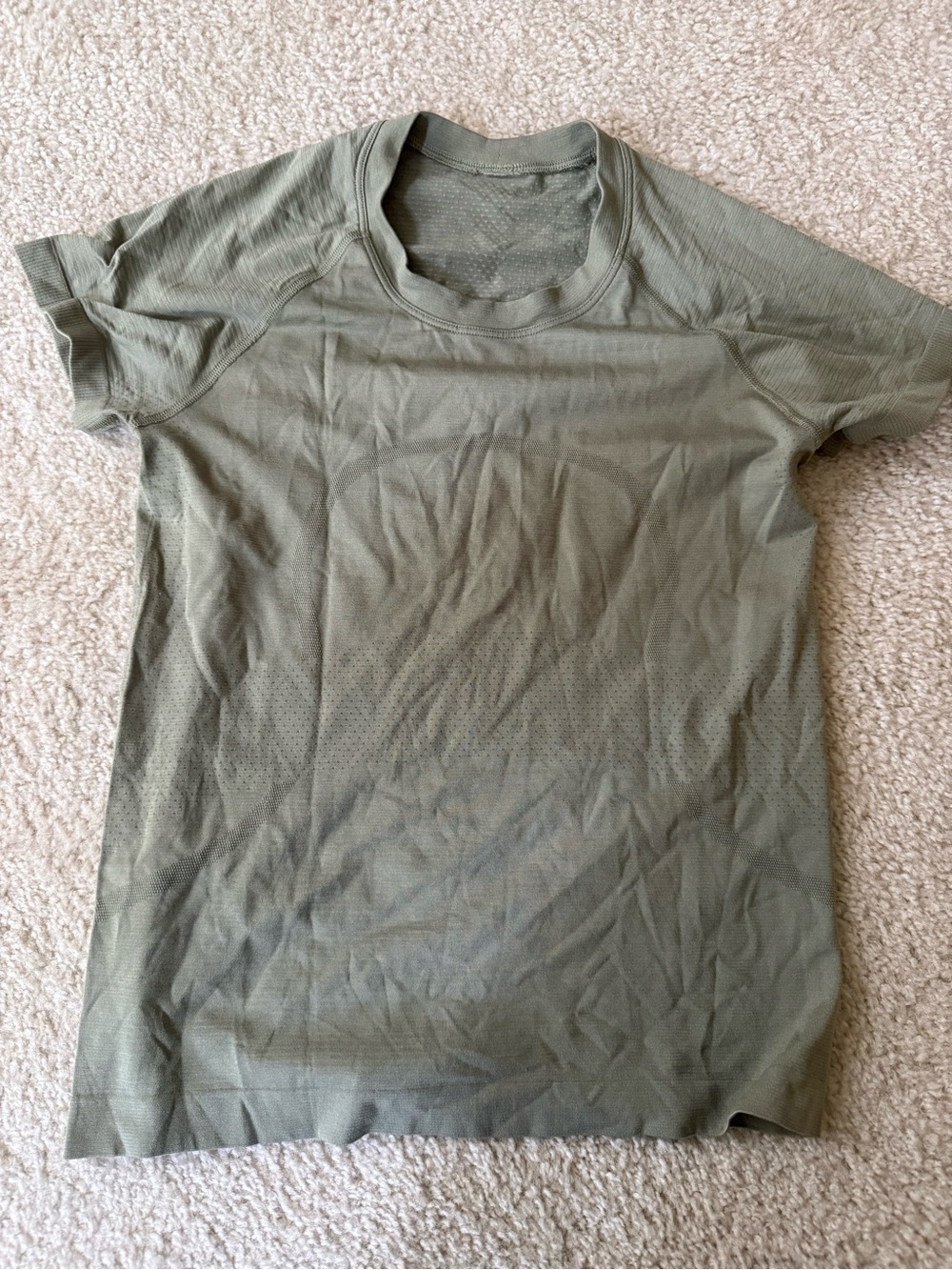 Lululemon Swiftly Tech Short-Sleeve Shirt 2.0 Waist Length